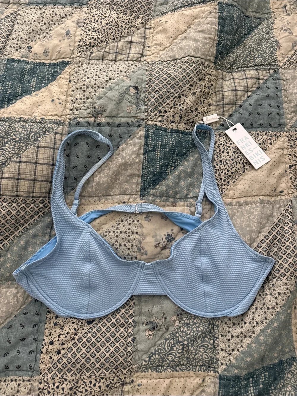 Frankie’s Bikinis Grotto Top Size L Unworn With Tags